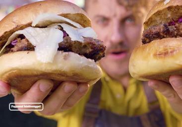 Sertés burger karamellizált